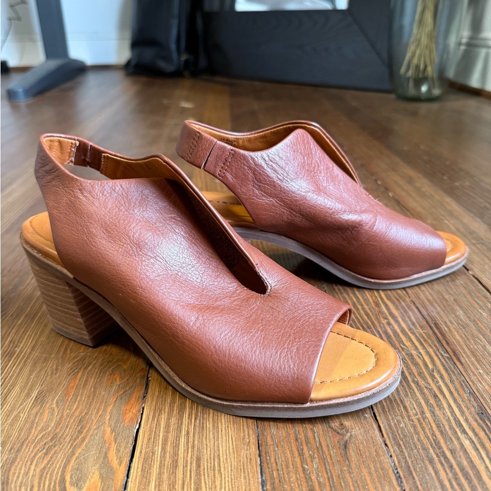 Lucky Brand Rhazy Slingback Heeled Sandals